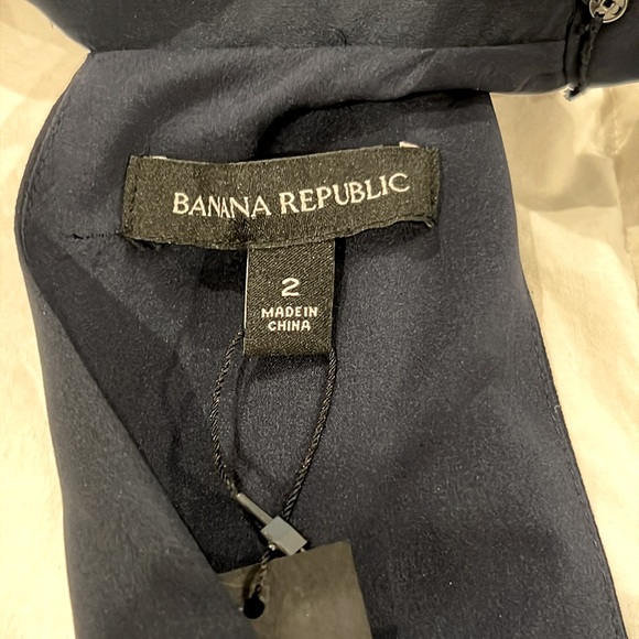 Banana Republic Laser Cut Curved Hem Dress - Picture 9 of 11